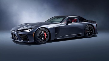 Image GR GT | Chez Limat, la passion GR se vit sur la route, au garage et sur la piste